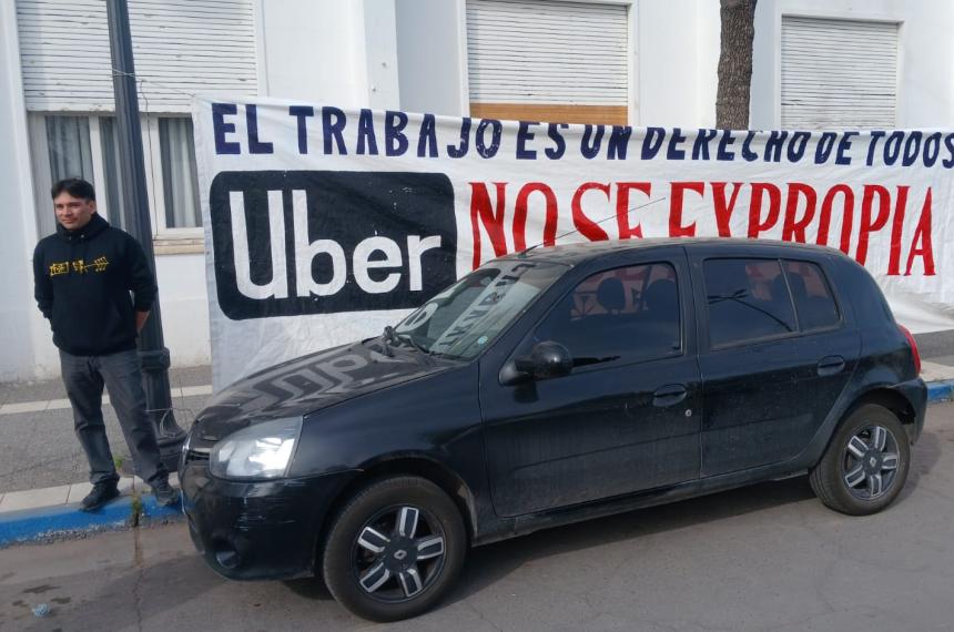  No me parece que tengan que sacarle el laburo a la gente protestó