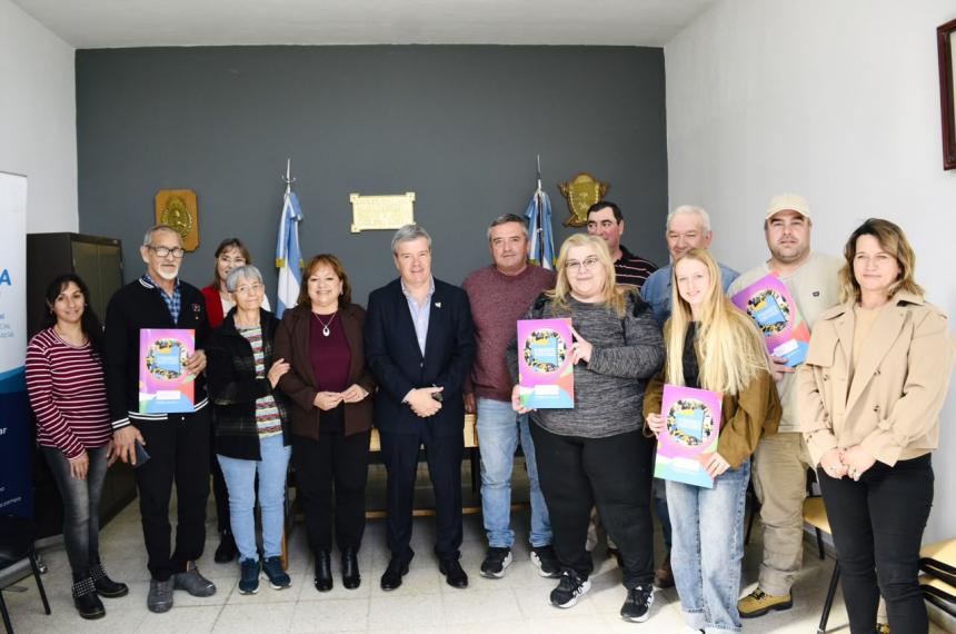 Autoridades provinciales visitaron Mauricio Mayer