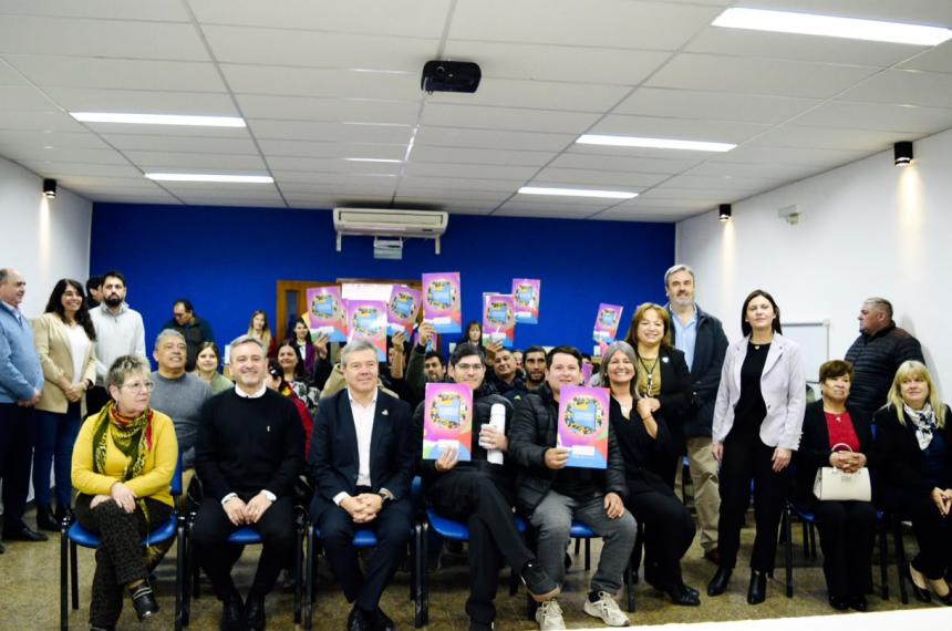 El monto desembolsado se divide entre los programas de Participación Comunitaria y Desarrollo de la Economía Social