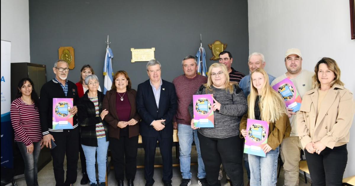 Autoridades provinciales visitaron Mauricio Mayer