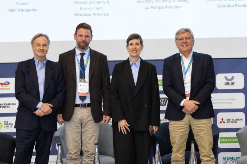 El secretario de Energía Matías Toso lideró la delegación pampeana que participó del encuentro en CABA