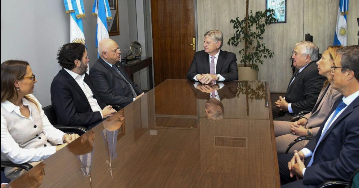 Ziliotto plante&oacute; los reclamos pampeanos por el Atuel al presidente de la Corte Interamericana
