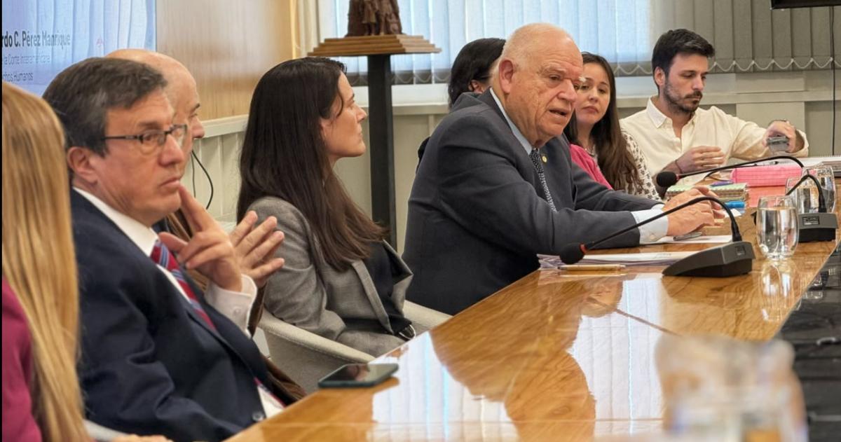 La charla de Manrique en la Universidad