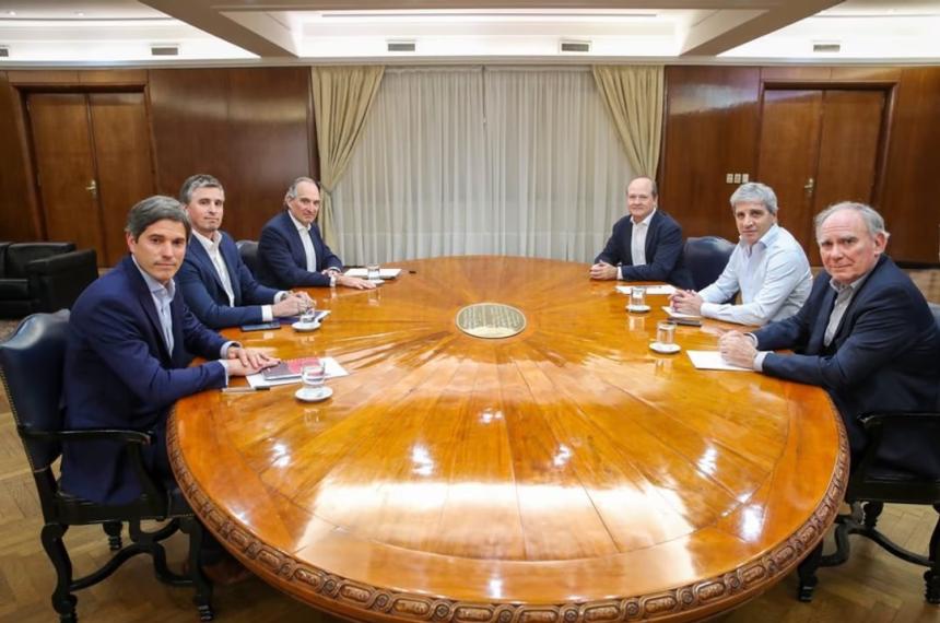El ministro Caputo destacó el impulso del RIGI