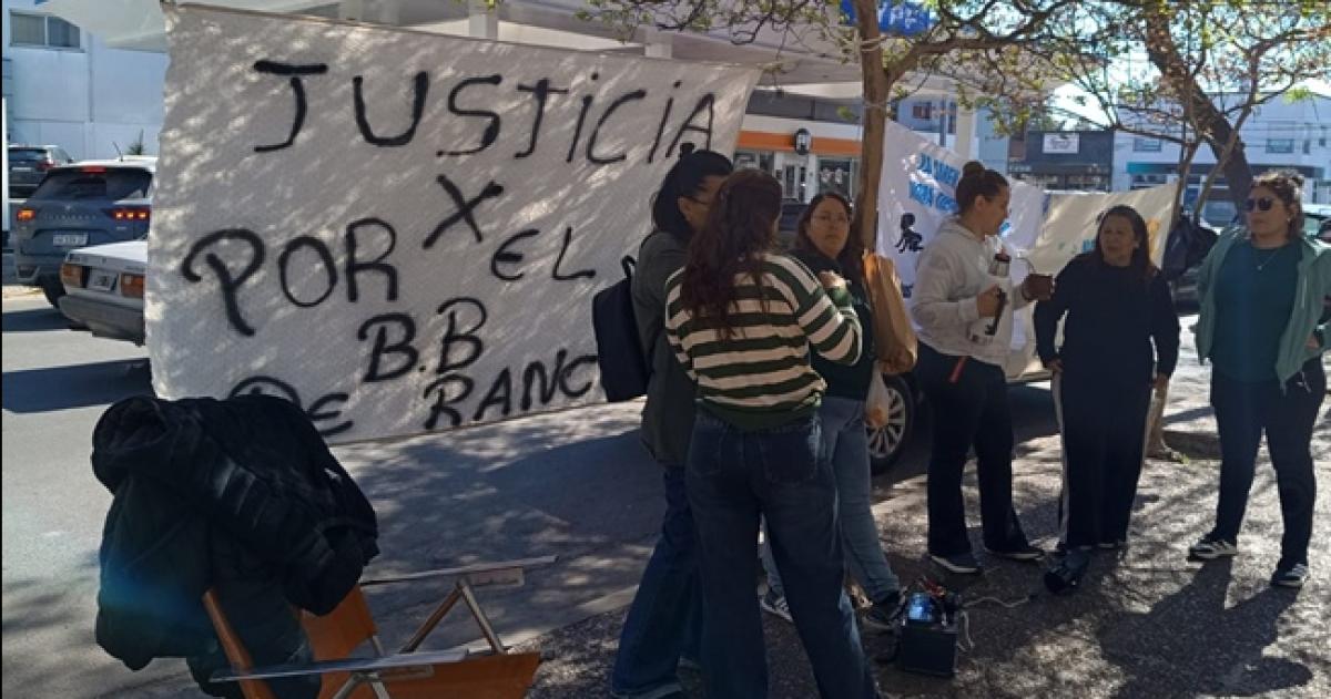 La protesta se realizó en la calle 11 en General Pico
