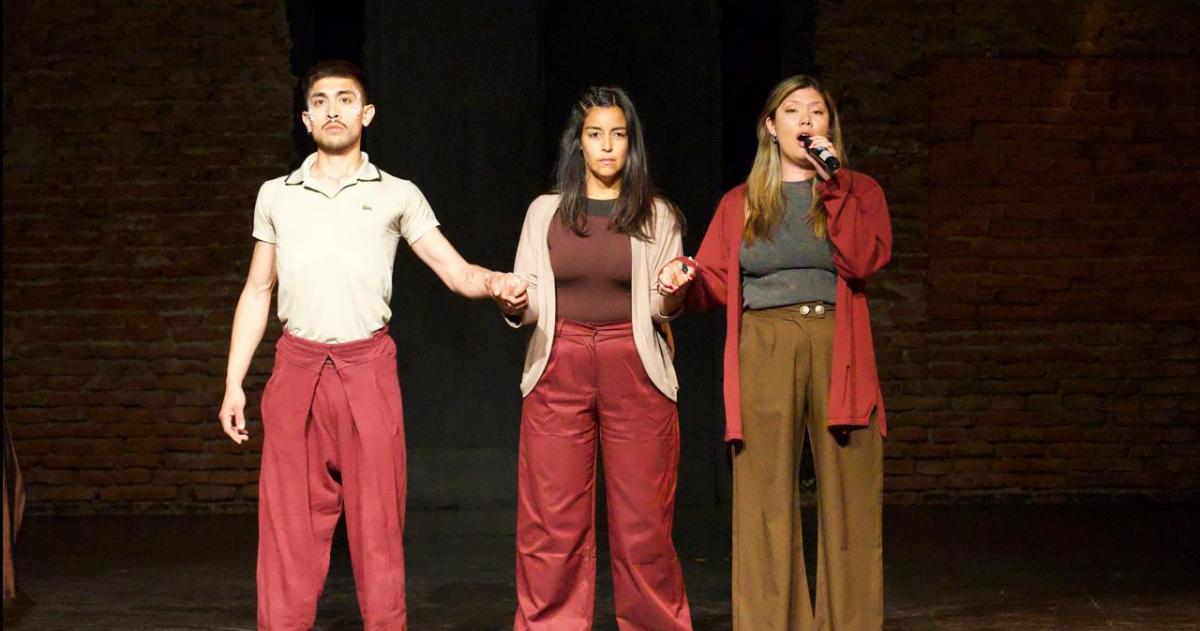 Una escena de la obra Trazos teatro para la Memoria