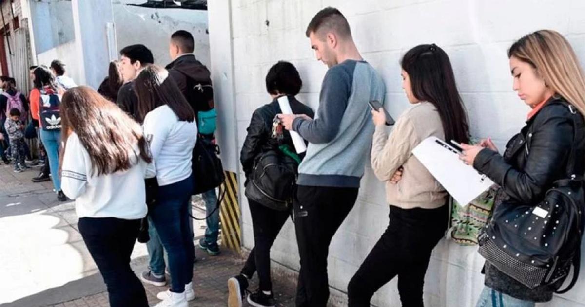 El Instituto Nacional de Estadística y Censos reportó una suba interanual en la desocupación