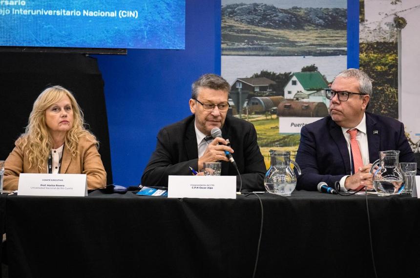 Oscar Alpa compartió con autoridades del CIN un encuentro en el Congreso