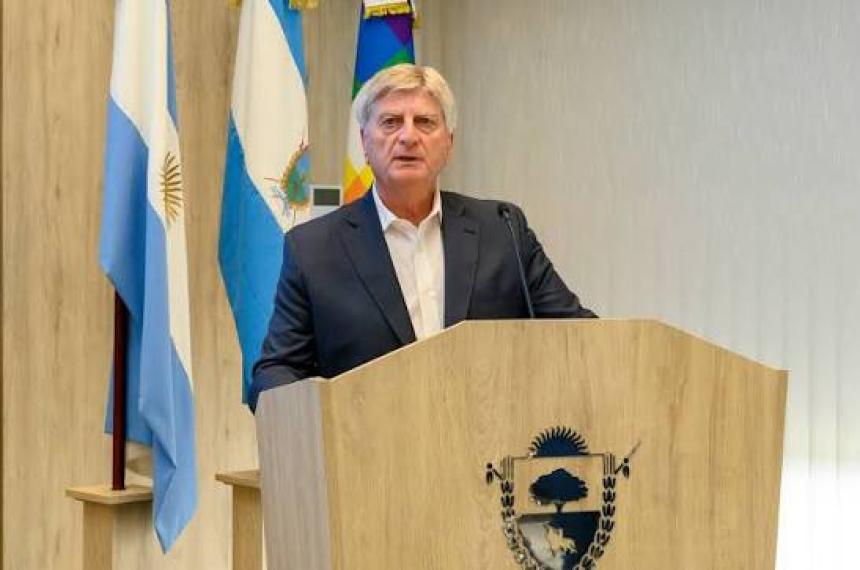 El gobernador recibió ayer a medios nacionales en Casa de Gobierno