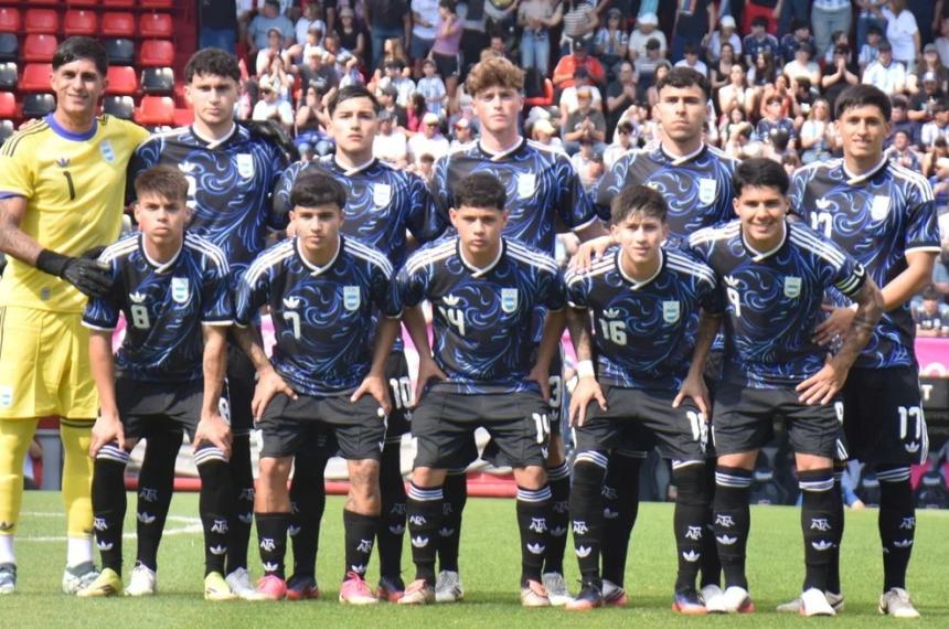 El conjunto dirigido por Diego Placente se recuperó del traspié inicial y venció a Uruguay