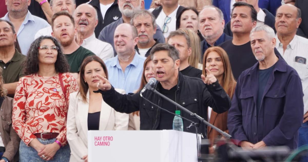 Axel Kicillof cerró el encuentro del Movimiento Derecho al Futuro