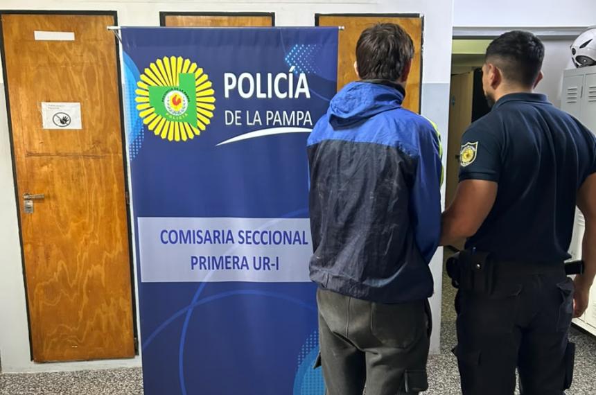 El detenido en la Seccional Primera