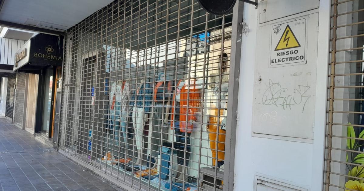  Los comercios pueden abrir sus puertas si son atendidos por sus propios dueños