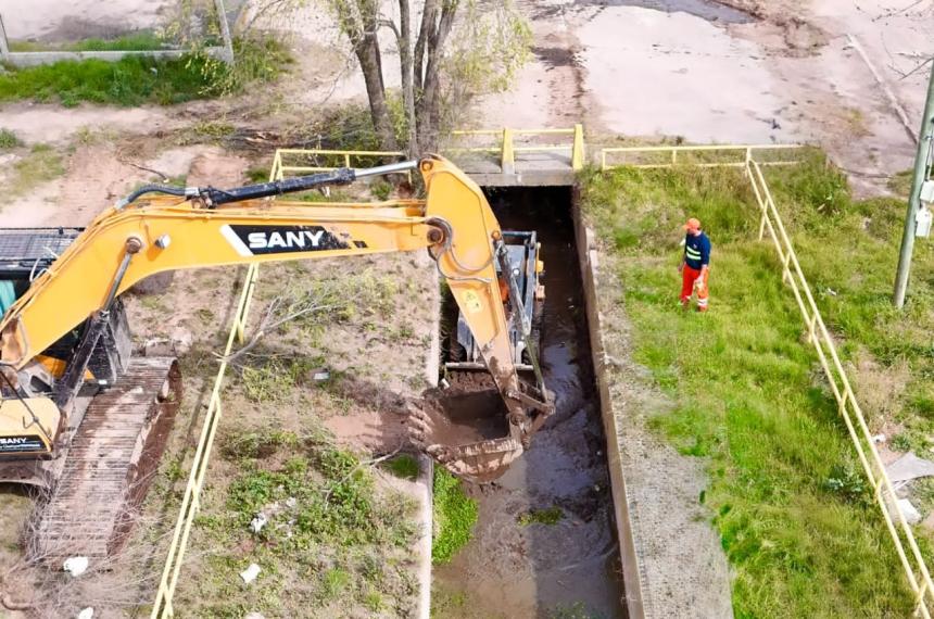Los trabajos de la Municipalidad santarroseña apuntan a atenuar el impacto de El Niño