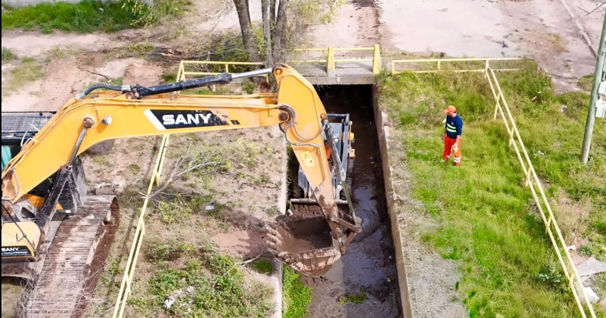 Los trabajos de la Municipalidad santarroseña apuntan a atenuar el impacto de El Niño