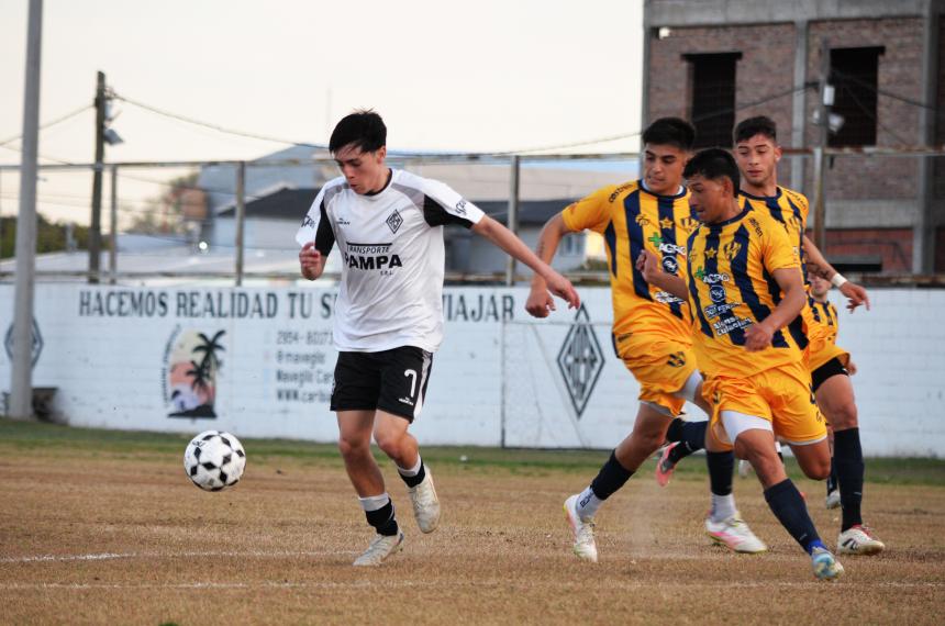 Santa Rosa y los dos All Boys lideran con 5 puntos Ferro tiene 4