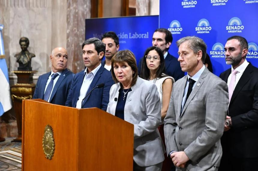 Bullrich junto a los senadores de bloques aliados