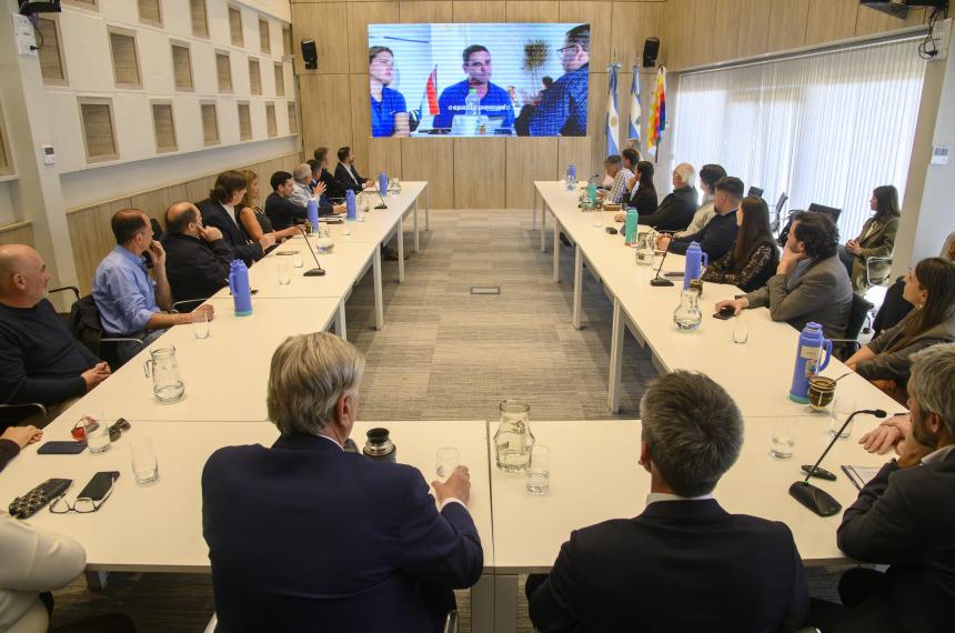 la presentación se hizo en el Salón de Acuerdos de Casa de Gobierno