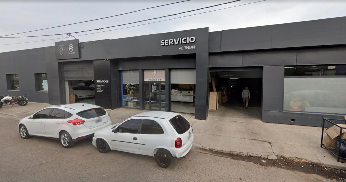 El caso se inició cuando un cliente llevó su Peugeot 308 a Vernon para realizar una serie de reparaciones
