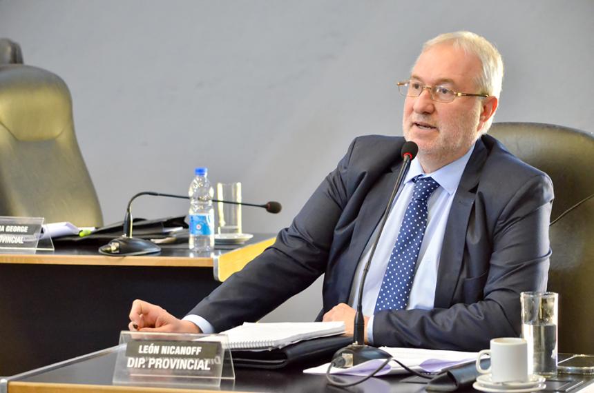 Diputado provincial León Nicanoff