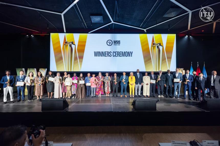 La herramienta argentina AVIA recibió la distinción WSIS Prizes 2026 Champion de la Unión Internacional de Telecomunicaciones en Ginebra por su trabajo en e-salud