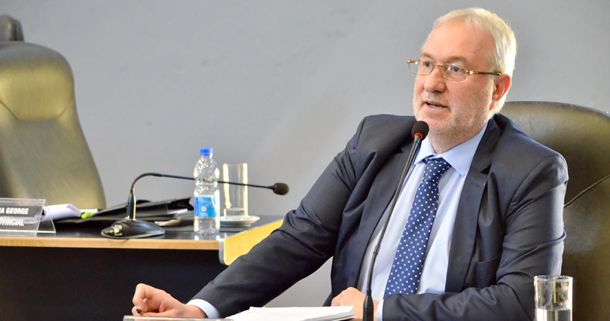 Diputado provincial León Nicanoff