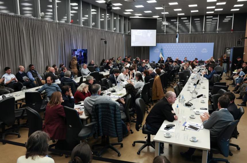 El Poder Legislativo Nacional contar� con una autorización de gasto total de 1079699 millones entre partidas corrientes (995184 millones) y de capital (84515 millones) frente a 674013 millones asignados inicialmente para el ejercicio 2026