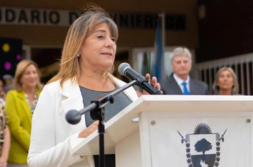 Adriana García intendenta de Winifreda