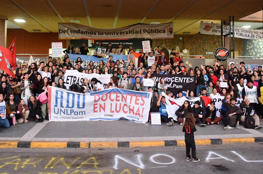 Una de las movilizaciones previas en la UNLPam