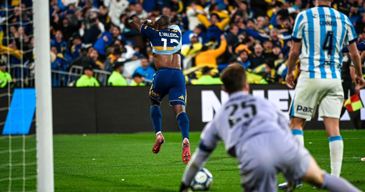 Valencia festeja el gol del triunfo y desata el delirio xeneize en Rosario