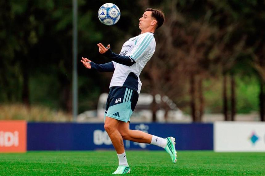 La Selección Argentina volvió a entrenarse con la mira puesta en Bolivia