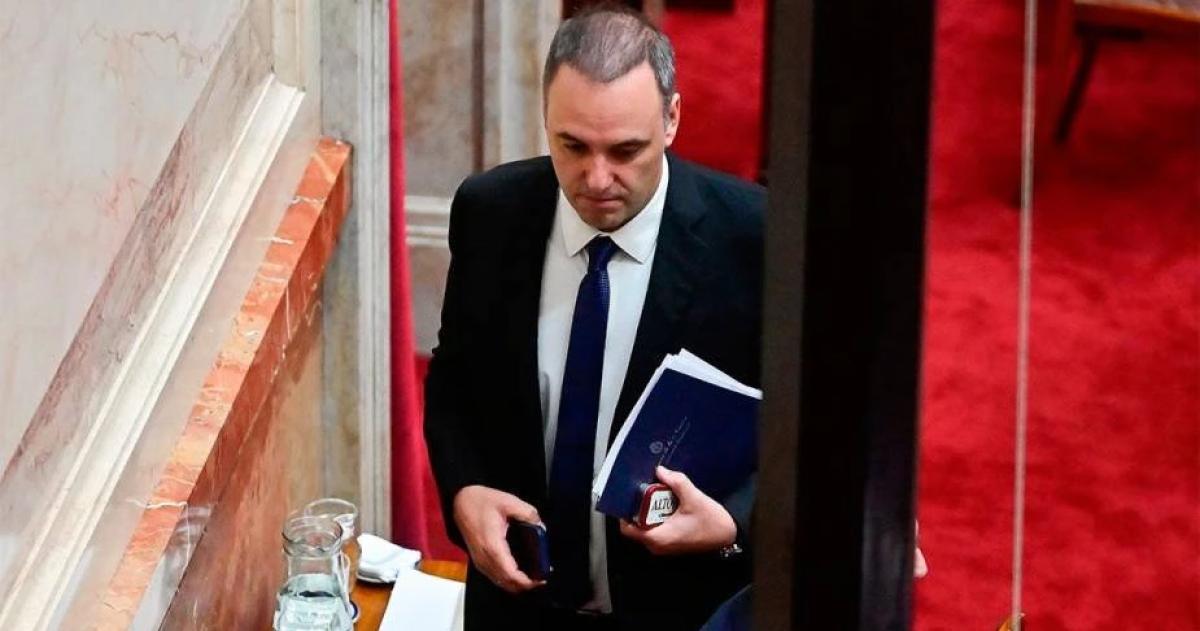 Nuevas medidas en la causa contra Adorni- investigar�n sus bienes ingresos y operaciones con bitcoin