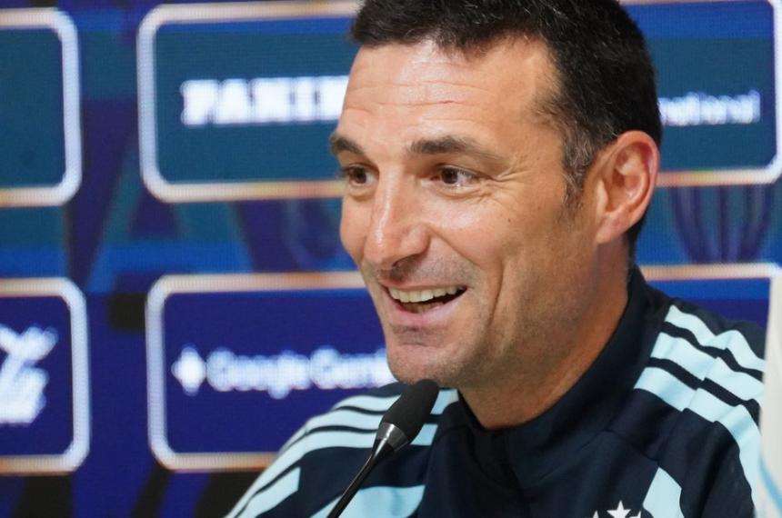 Lionel Scaloni dijo que est� conversando sobre su continuidad