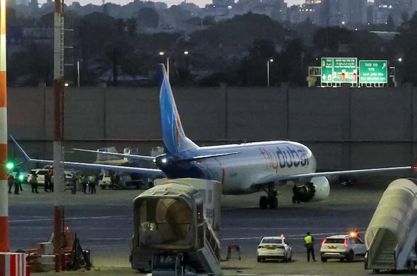 Arabia Saudita y Emiratos abrieron una investigación por el incidente a bordo del vuelo de Flydubai que se dirigía a Israel