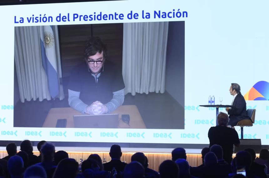 Javier Milei brindó un mensaje a los empresarios de IDEA desde París