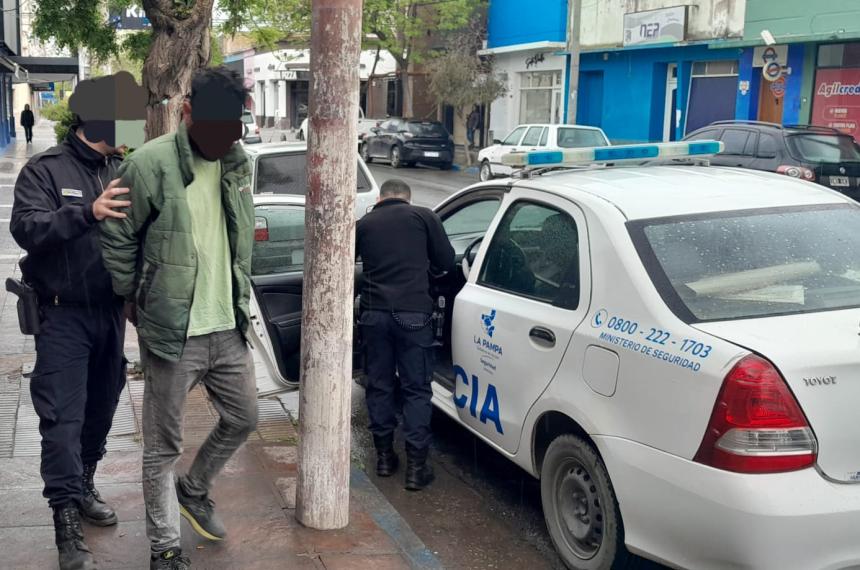  Hay un detenido ropa secuestrada y una causa paralela