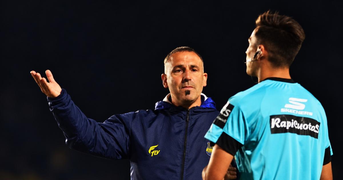 M�rquez terminó su ciclo como entrenador de All Boys tras la eliminación en el Regional Amateur