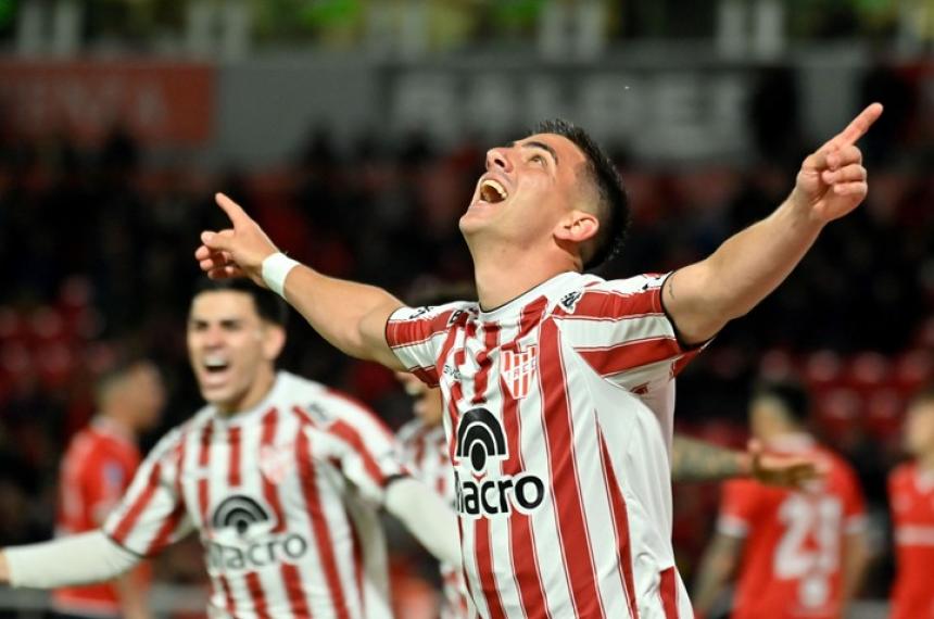 La Gloria goleó al Rojo