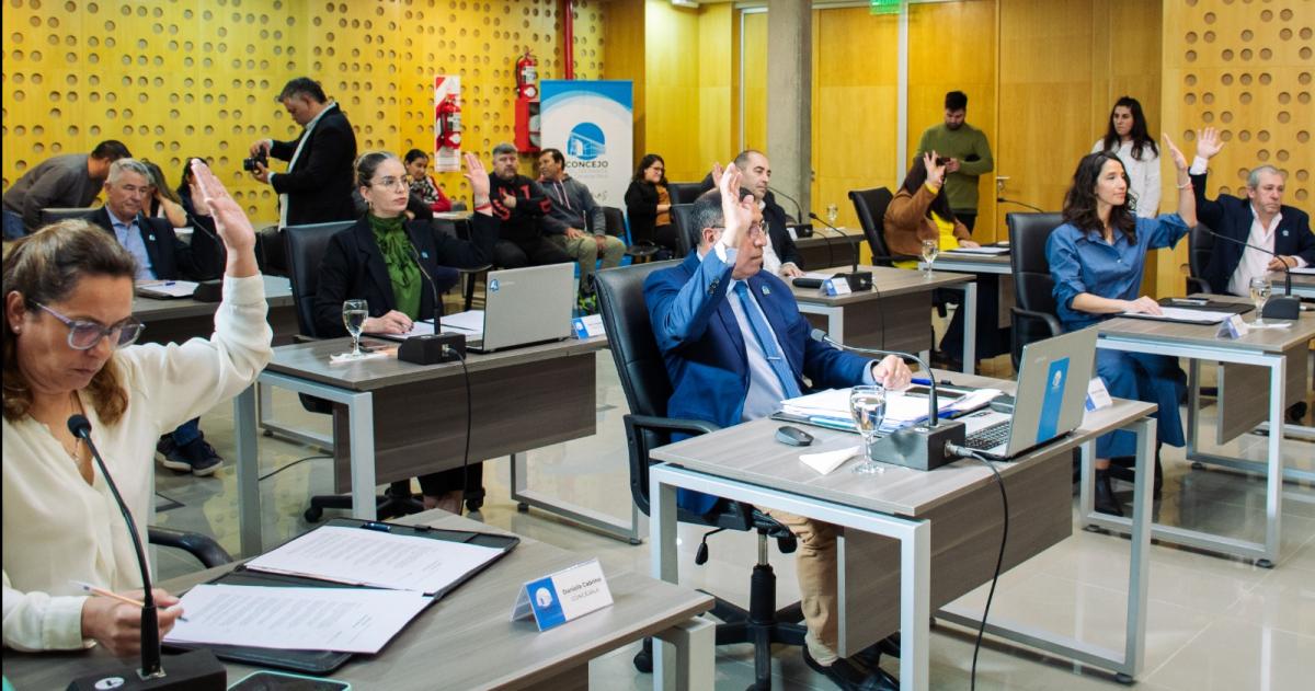 La mayoría de los temas tratados ayer fue aprobada por unanimidad