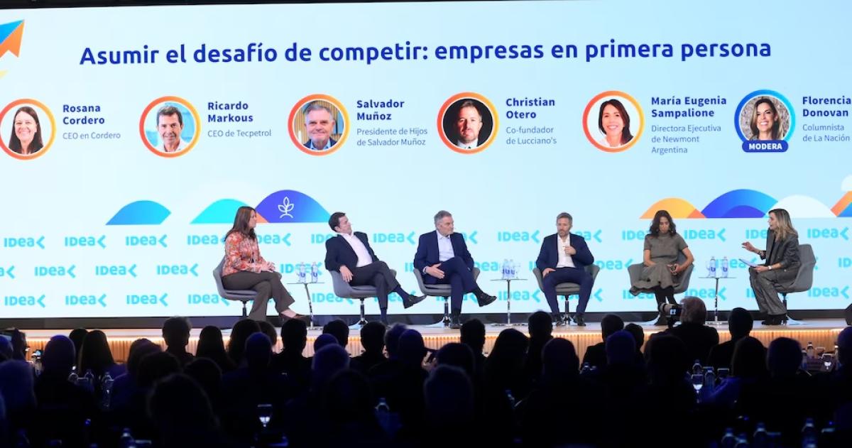 Empresarios de diversos rubros discutieron cómo hacer para ser m�s competitivos y exportar m�s