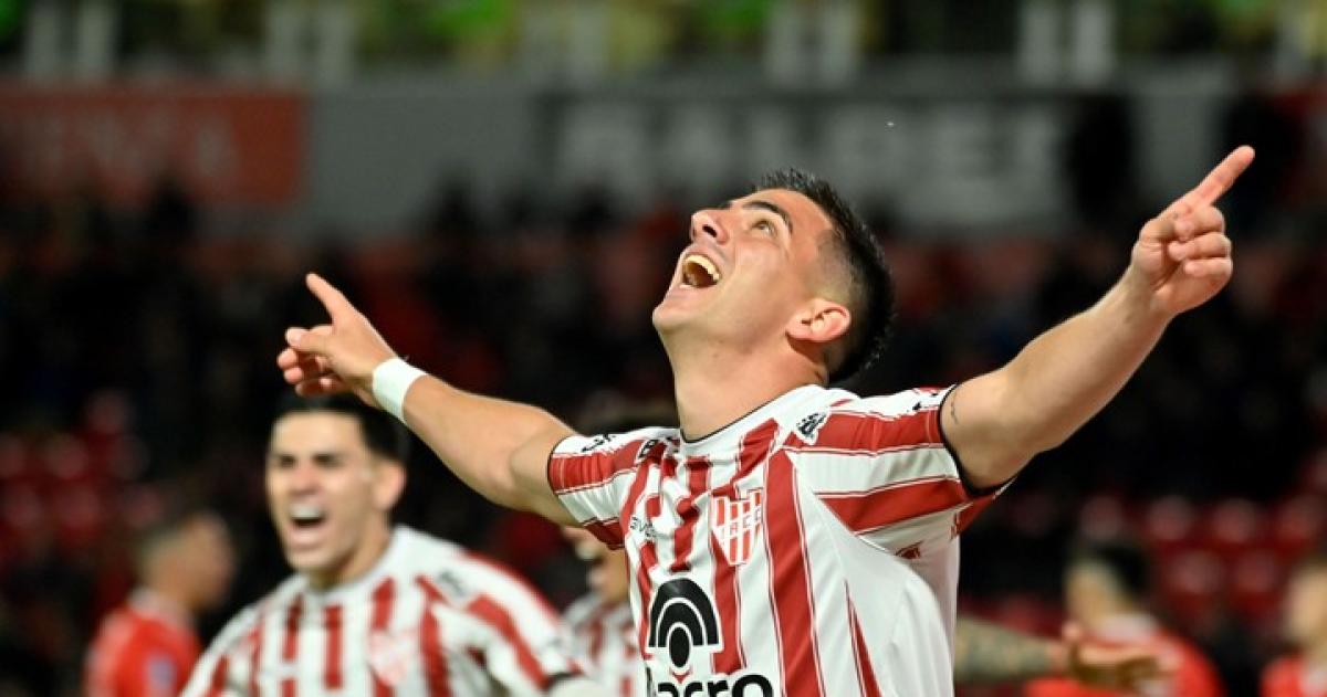 La Gloria goleó al Rojo