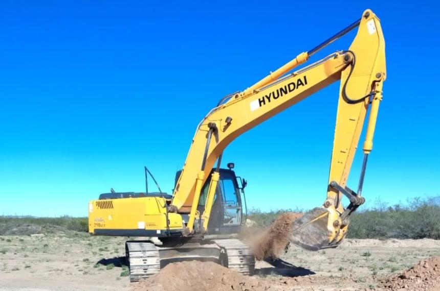 La obra se suma a las intervenciones destinadas a consolidar la infraestructura productiva de Casa de Piedra y ampliar las �reas bajo riego en el oeste pampeano