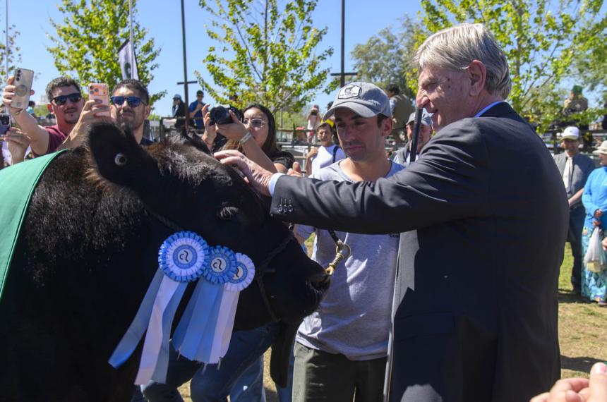 Ziliotto encabezó la inauguración de la 100° Expo Rural de Santa Rosa