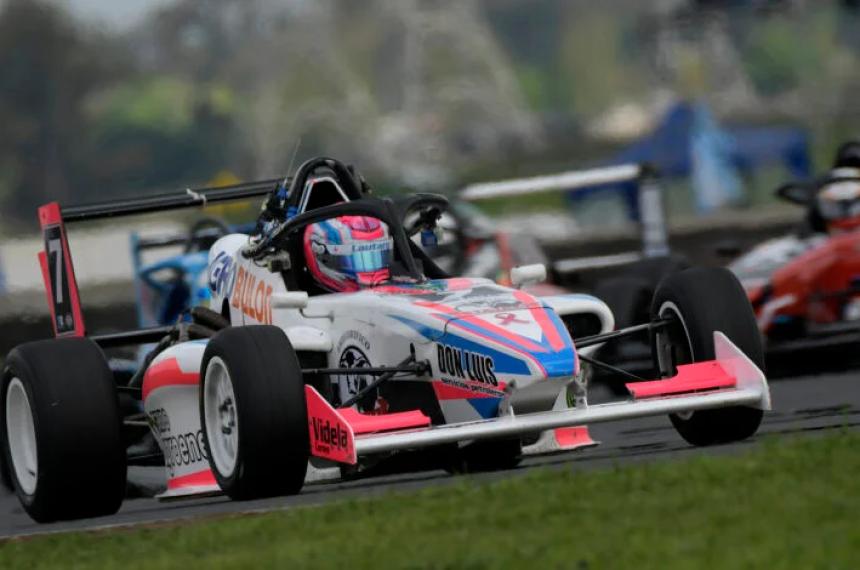 Lautaro Videla se afianza en lo m�s alto del campeonato de la F2 Argentina