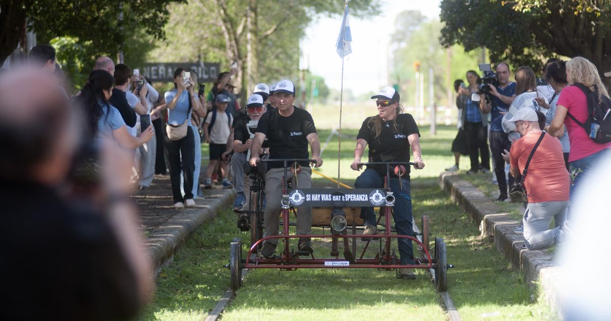 El objetivo fue reclamar por el tren de pasajeros
