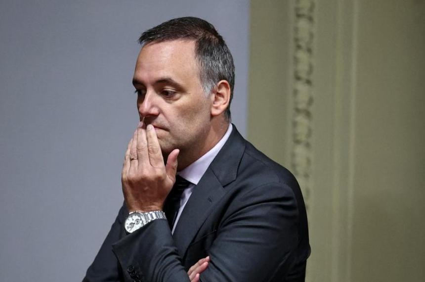 El exvocero presidencial Manuel Adorni complicado en el plano judicial