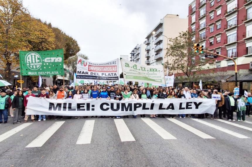 La sentencia intimó al Gobierno nacional a cumplir de manera inmediata con la ley y a garantizar los fondos destinados a salarios docentes gastos de funcionamiento y becas