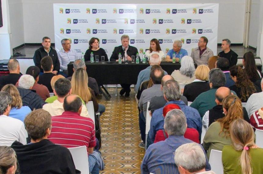 El encuentro realizado este martes por la tarde en la sede del PJ pampeano