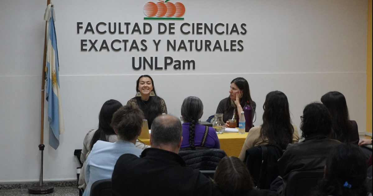 La charla en la Facultad de Exactas