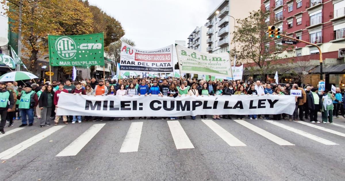 La sentencia intimó al Gobierno nacional a cumplir de manera inmediata con la ley y a garantizar los fondos destinados a salarios docentes gastos de funcionamiento y becas